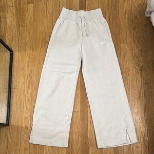 Women’s Nike Cream Phoenix Wide Leg Sweatpants Relaxed Fit